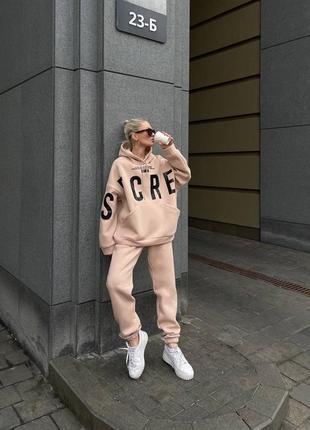 Качественный женский теплый костюм оверсайз цвета