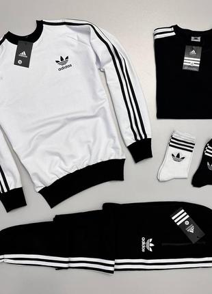 Набір adidas: світшот-штани-футболка-2пари носки