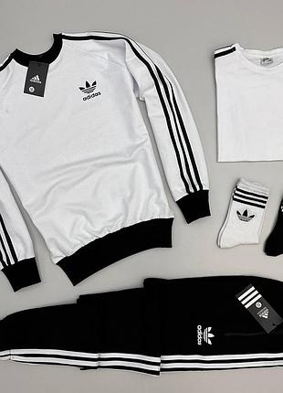 Набор adidas: свитшот-брюки-футболка-2пары носки