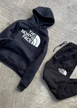 Спортивный костюм от the north face