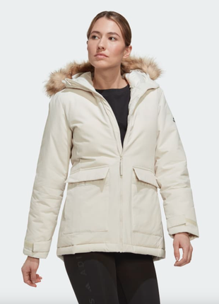 Демисезонная женская куртка adidas utilitas hooded parka hg8716 бежевый regular fit1 фото