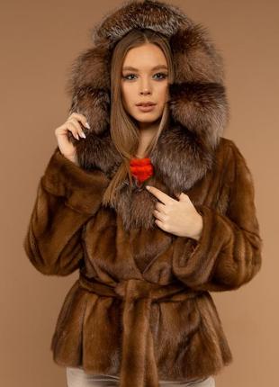 Шикарний кожушок з відбірної норки з капюшоном з чорнобурки saga furs1 фото