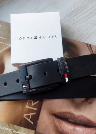 Чоловічий ремінь tommy hilfiger з чорною пряжкою в коробці