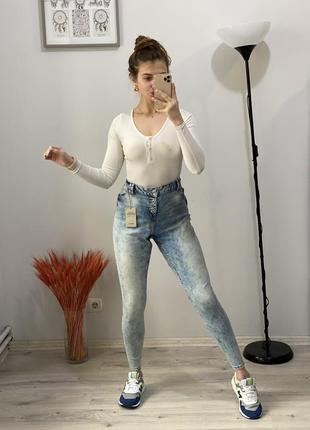 Джинсы варенки с высокой посадкой denim1 фото