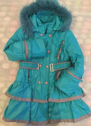 Зимнее пальто,теплое,красивое,.необычный фасон