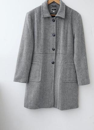 Шикарне сіре пальто з візерунком ялинка великий розмір батал 3xl 18