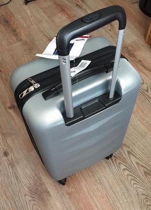 Велика валіза american tourister сріблясті, антиударні5 фото