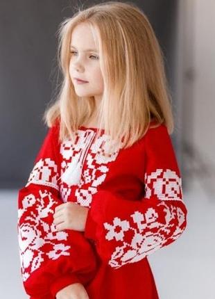 Вышиванка костюм роза в наличии 104 и 110