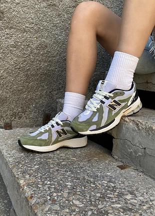 Женские кроссовки new balance 1906d army green