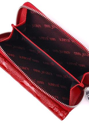 Яркое женское портмоне из лакированной фактурной кожи karya 21428 красный3 фото
