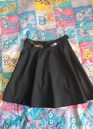 Юбка с карманами