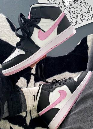 Nike air jordan mid 1 black/pink