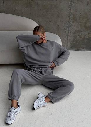 Спортивный костюм