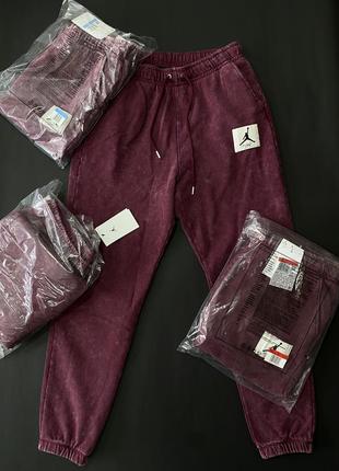 Продаю оригинальные штаны jordan flight fleece pants.