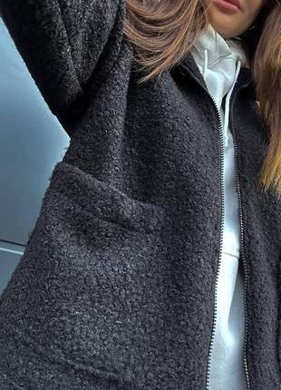 Женская короткая курточка на осень4 фото