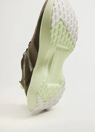 Легкие женские спортивные кроссовки с прозрачными вставками mango 36 беговые кроссовки5 фото
