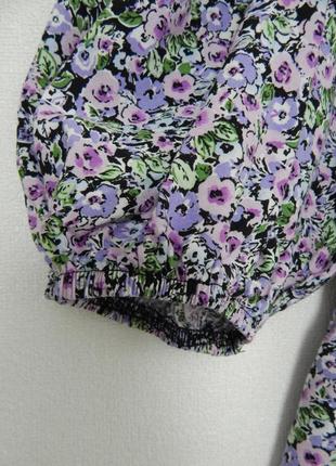 Ярусна сукня лавондова у квіти із воланами об'ємні рукава віскоза5 фото