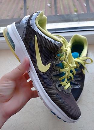 Оригинальные кроссовки nike