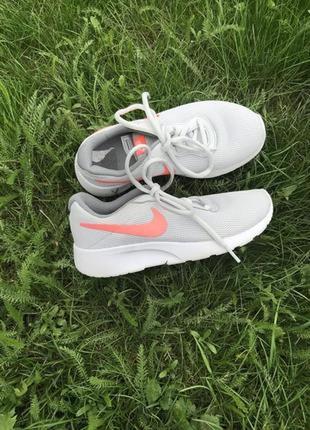 Кроссовки детские nike tanjun3 фото