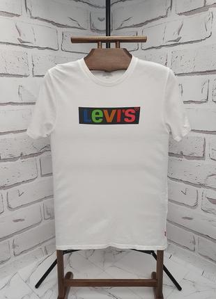 Футболка levis