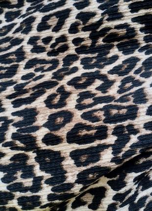 Платье леопард primark.4 фото