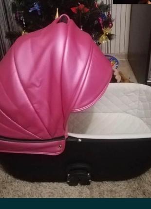 Коляска (люлька)все в комплекті