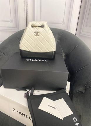 Жіночий рюкзак в стилі chanel шанель