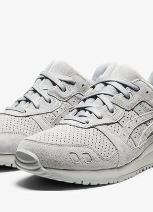 Мужские кроссовки asics