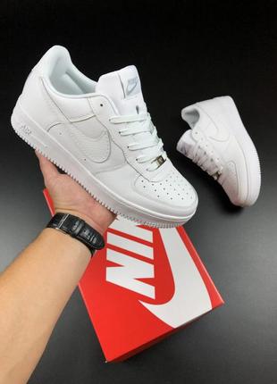 Чоловічі кросівки найк аїр форс кросівки білі nike air force 1