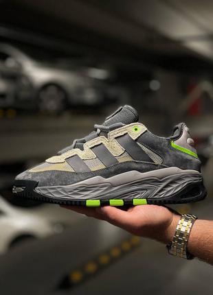 Стильные ядовые кроссовки adidas niteball