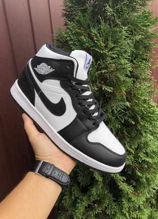 🤍🖤nike air jordan retro 🖤🤍