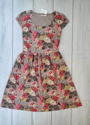 Качественное пышное коттоновое платье в цветах с карманами1 фото