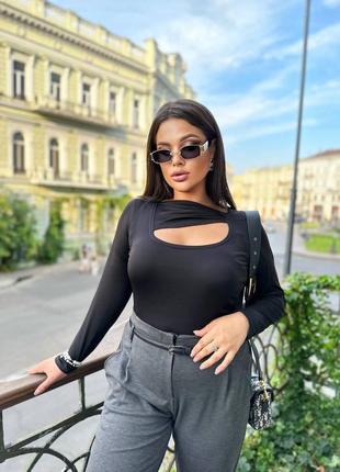 Блуза.
цвет: черный, белый, синий, бордо. 
размер : 42-46;48-52;54-58