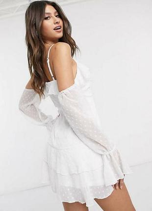 Платье шифоновое asos с рюшами и поясом