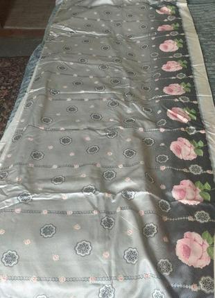 Шикарний виріз тканини на штори з обробленим краєм 90 см на 10 м