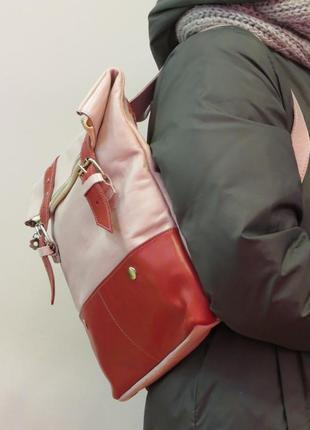 Вместительный кожаный рюкзак "ажгон" (розовый)8 фото