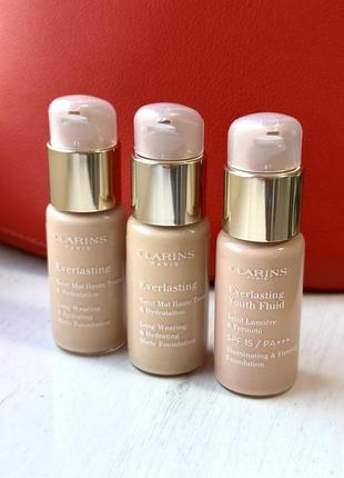 Тональний крем clarins everlasting youth fluid spf15