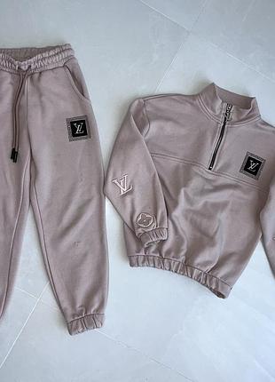 Крутой стильный модный качественный костюм фирменный