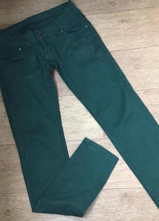 Зелёные женские штаны (с-м)8 фото