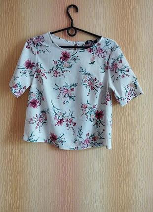Белая блуза в цветочек блузка с рукавами  цветочная футболка