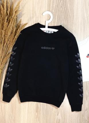 Свитшот от adidas, оригинал🖤