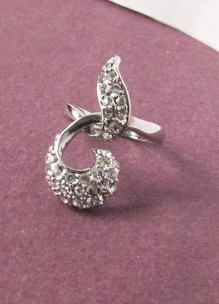 🏵️элегантное необычное ювелирное кольцо в стразах, 17 р., новое! арт. 147