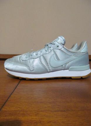 Кроссовки nike internationalist qs satin1 фото