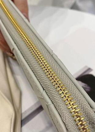 Серый матовый женский кошелек на молнии8 фото