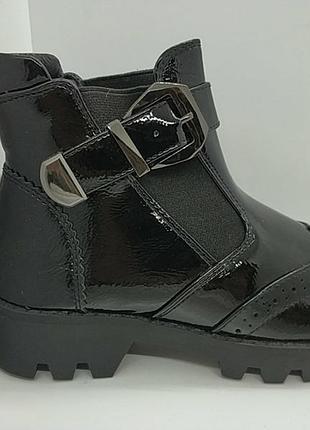 Осінні черевики на дівчинку lapsi лакові