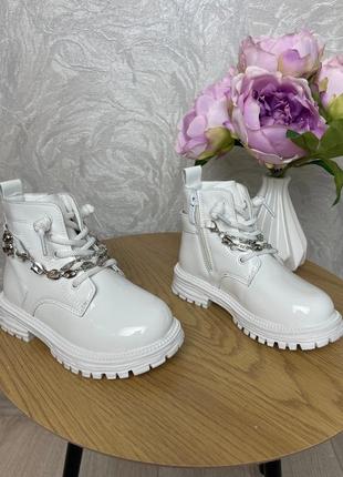 Демі черевики для дівчаток