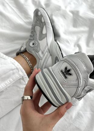 Висока якість! жіночі кросівки adidas astir white silver3 фото