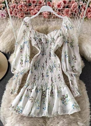 Великолепное плиссированное платье