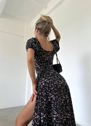 Стильное нежное летнее женское платье цветочное софт принт с коротким рукавом и разрезом7 фото
