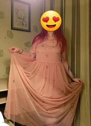 Изысканное розово-персиковое платье принцессы.🩷